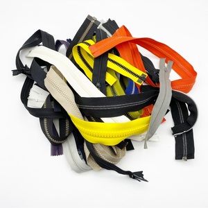 😊4/$20 Random 31 Colorful Zippers Fashion Design Art Craft Sewing Trim Notions